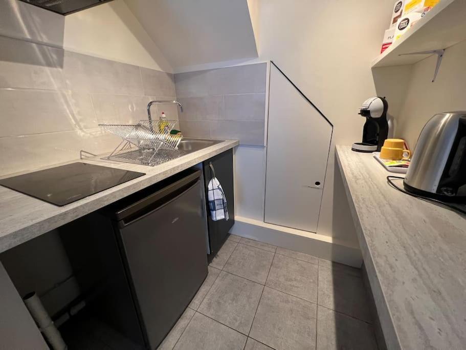 Appartement Vue Cathedrale- Centre Ville Meaux-Gare-Disney מראה חיצוני תמונה